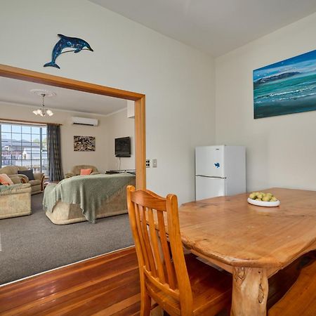 Ludstone Villa - A Charming Family Home Kaikoura Luaran gambar